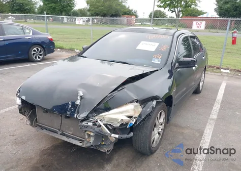 2007 Honda Accord 2.4 Ex z USA, uszkodzony, nr VIN 1HGCM56897A174988